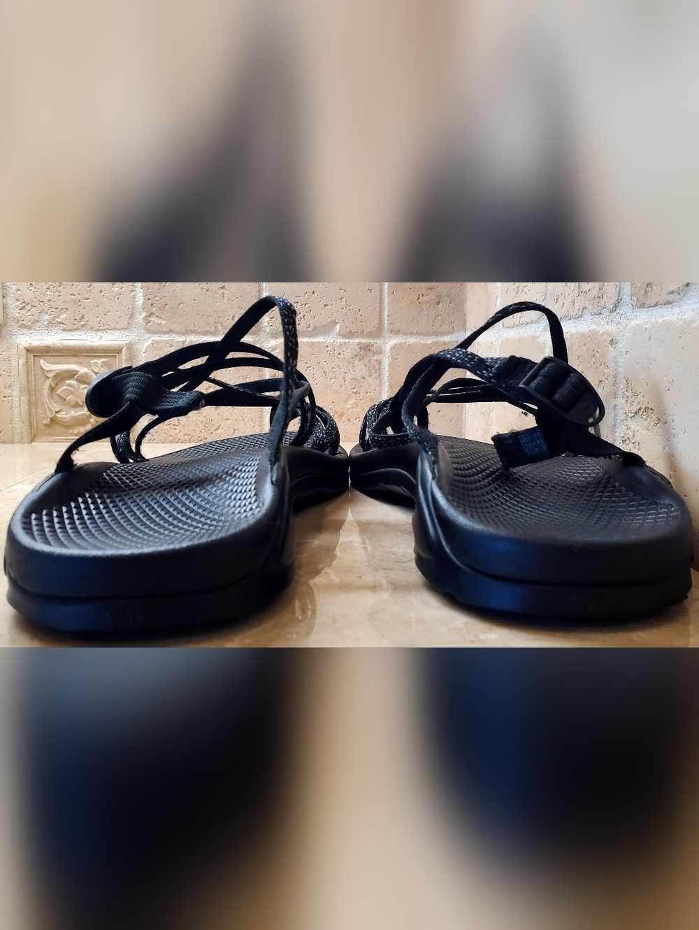 Chaco Women’s Size 11 Black Strappy Adventure Sandals - Picture 6 of 10